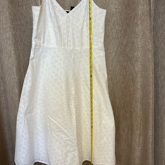 Context Lord & Taylor 100% Cotton White Summer Dress size 12 - Picture 10 of 10